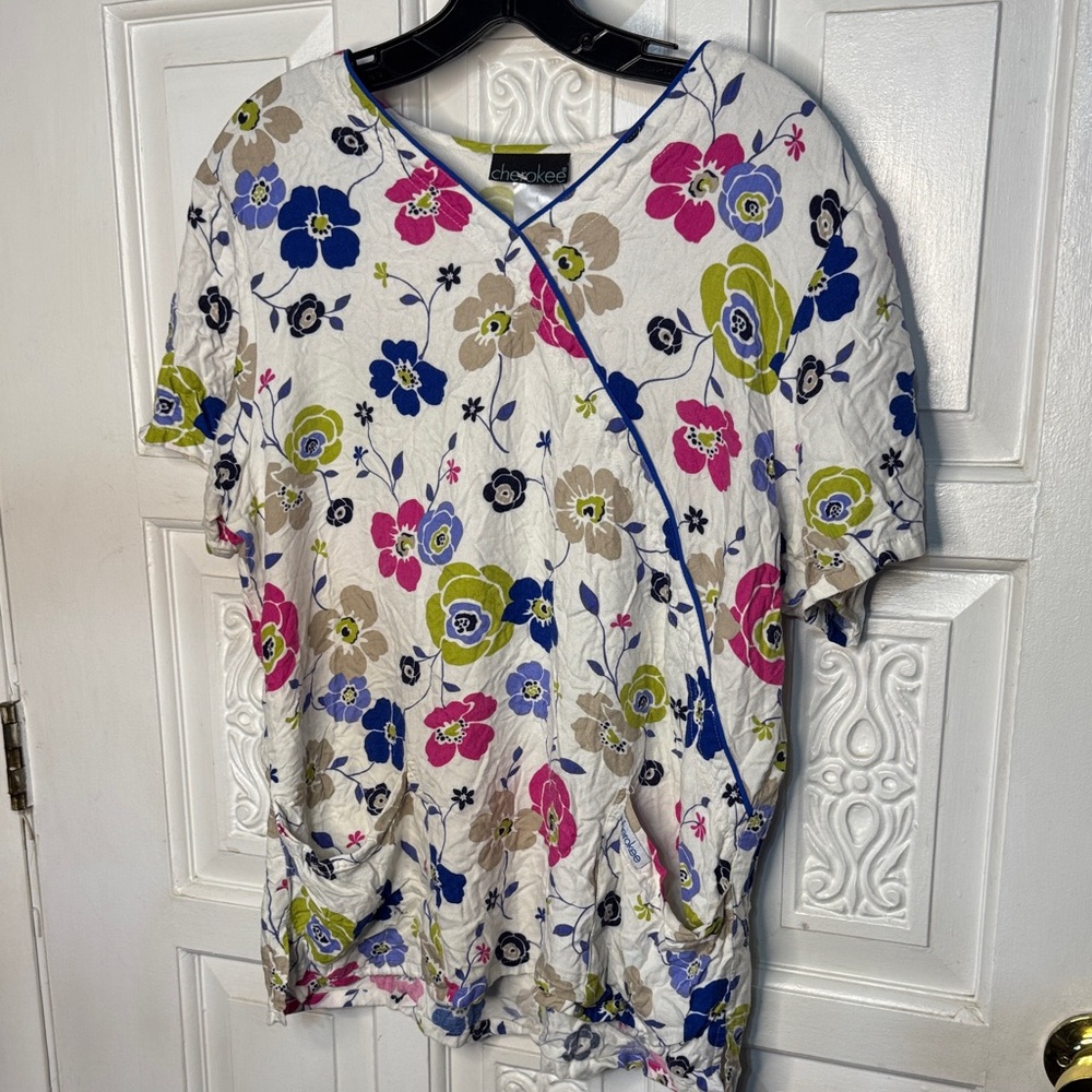 Cherokee Floral  - Blue, Pink, Green Scrub Top Size Large